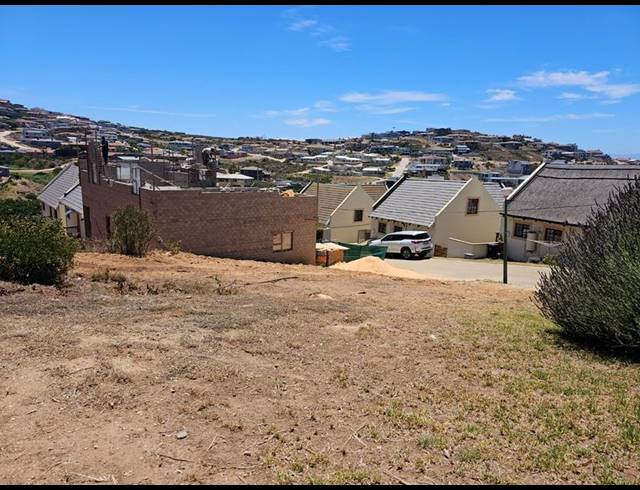 LAND FOR SALE IN VAKANSIEPLAAS